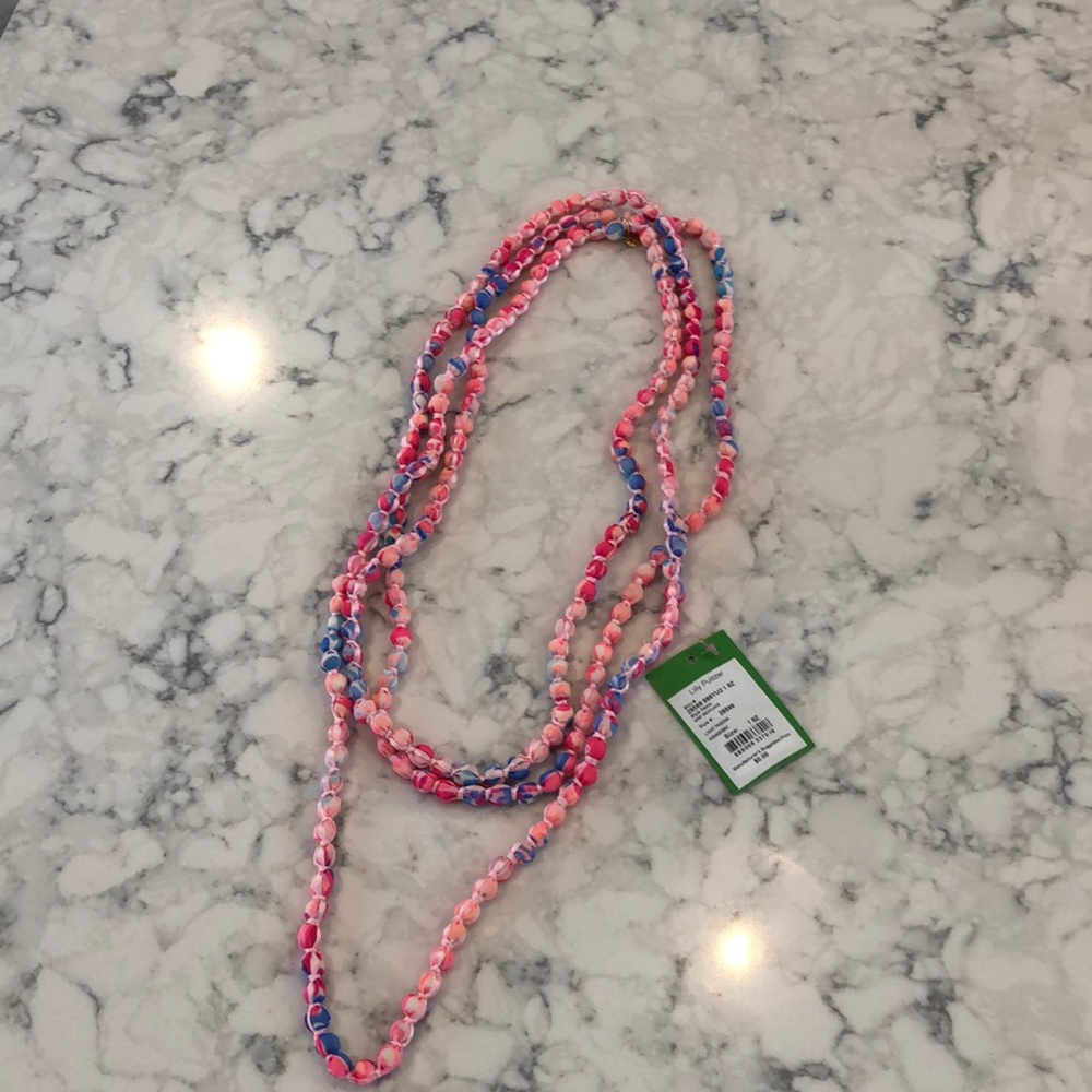 Lilly Pulitzer necklace in aquadesiac